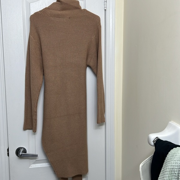 Jluxlabel tan sweater dress - Picture 4 of 5